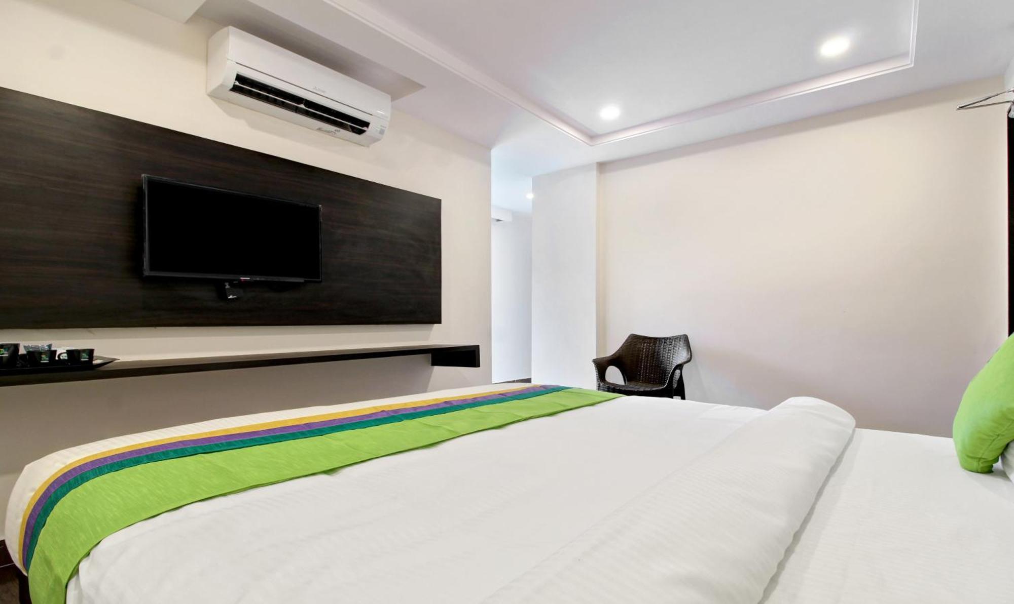 Treebo Trend Excella Hotel Visakhapatnam Exterior foto